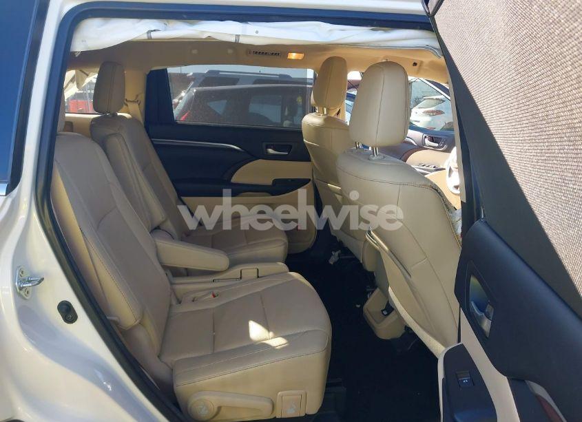 Photo 8 of 2015 Toyota Highlander LIMITED V6 (VIN 5TDYKRFH2FS063668)