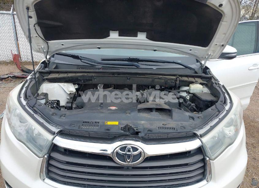 Photo 10 of 2016 Toyota Highlander LIMITED V6 (VIN 5TDYKRFH2GS132585)