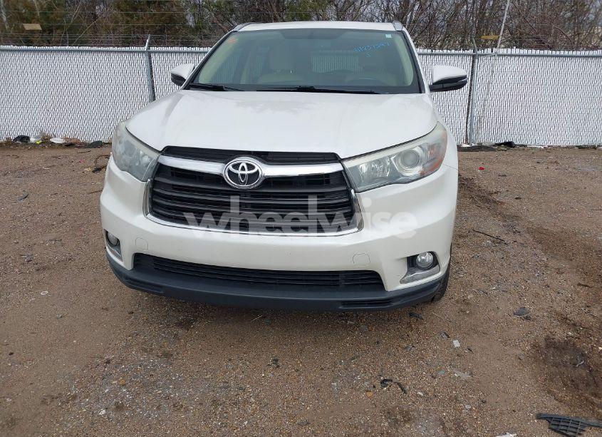 Photo 12 of 2016 Toyota Highlander LIMITED V6 (VIN 5TDYKRFH2GS132585)