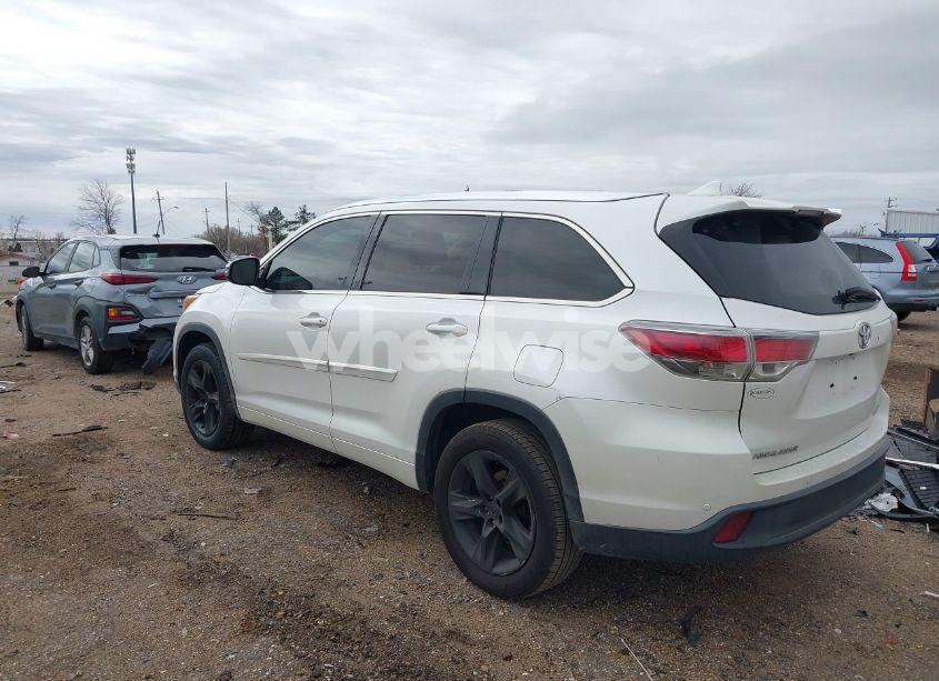 Photo 3 of 2016 Toyota Highlander LIMITED V6 (VIN 5TDYKRFH2GS132585)