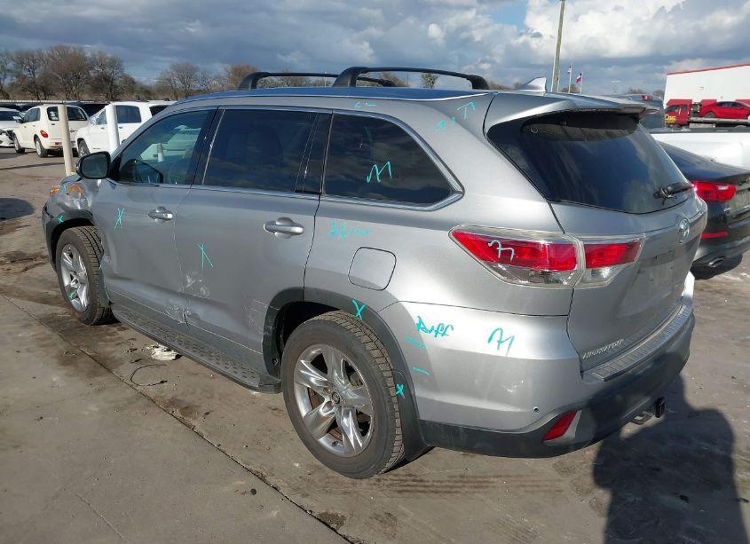 Photo 3 of 2016 Toyota Highlander LIMITED V6 (VIN 5TDYKRFH3GS125743)