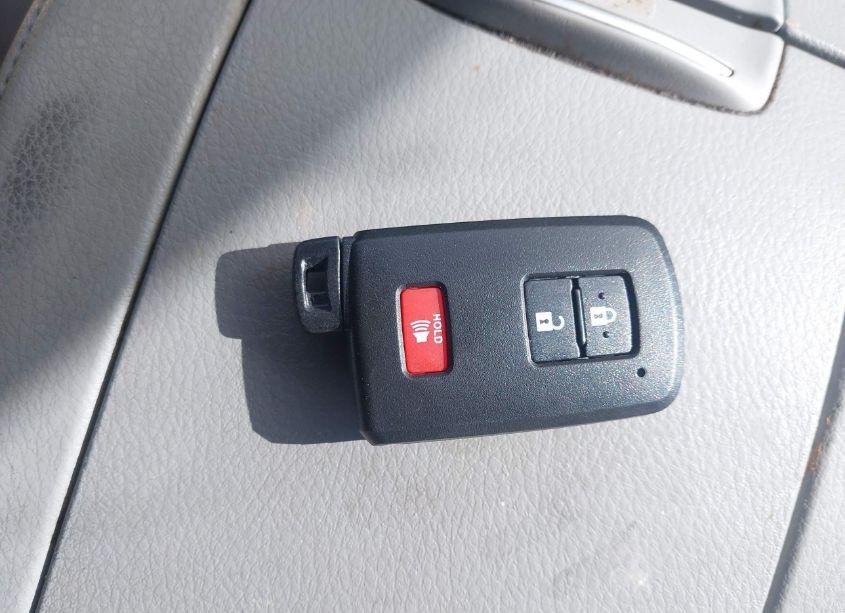 Photo 11 of 2015 Toyota Highlander LIMITED PLATINUM V6 (VIN 5TDYKRFH4FS081394)