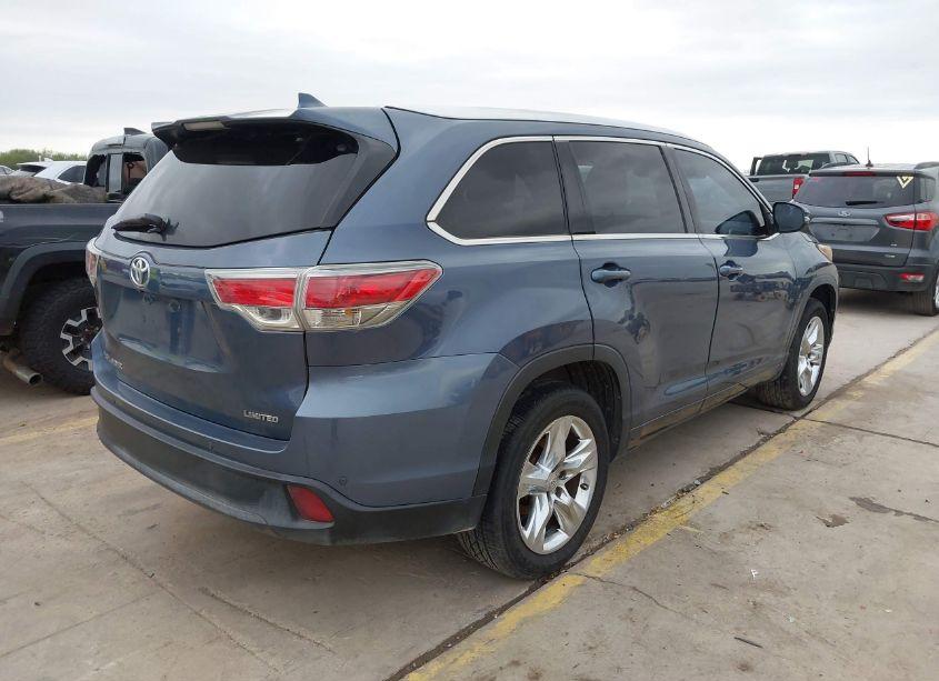 Photo 4 of 2015 Toyota Highlander LIMITED PLATINUM V6 (VIN 5TDYKRFH4FS081394)