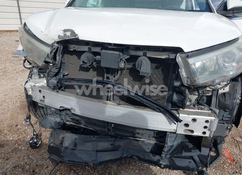 Photo 6 of 2015 Toyota Highlander LIMITED PLATINUM V6 (VIN 5TDYKRFH5FS067438)