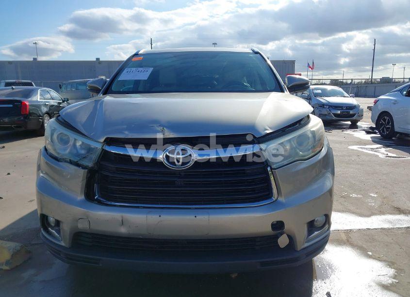 Photo 12 of 2016 Toyota Highlander LIMITED V6 (VIN 5TDYKRFH5GS122942)