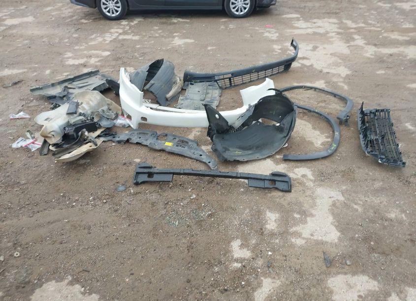 Photo 12 of 2016 Toyota Highlander LIMITED V6 (VIN 5TDYKRFH5GS137098)