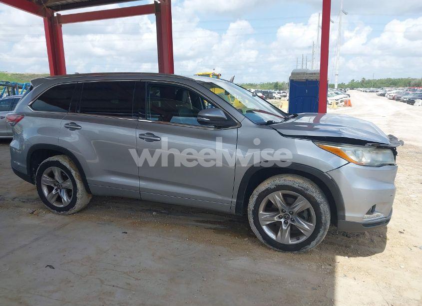 Photo 14 of 2016 Toyota Highlander LIMITED V6 (VIN 5TDYKRFH5GS162034)