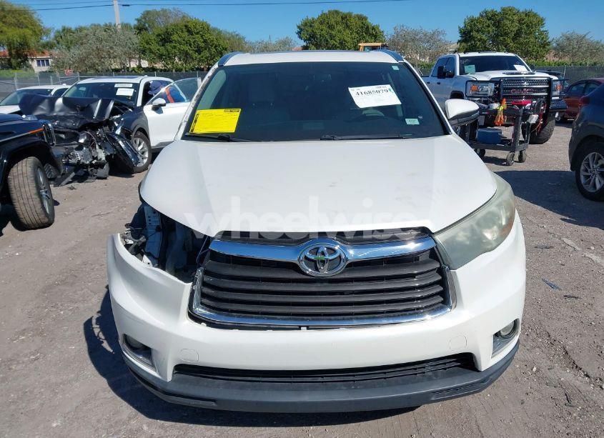 Photo 13 of 2015 Toyota Highlander LIMITED V6 (VIN 5TDYKRFH6FS048624)