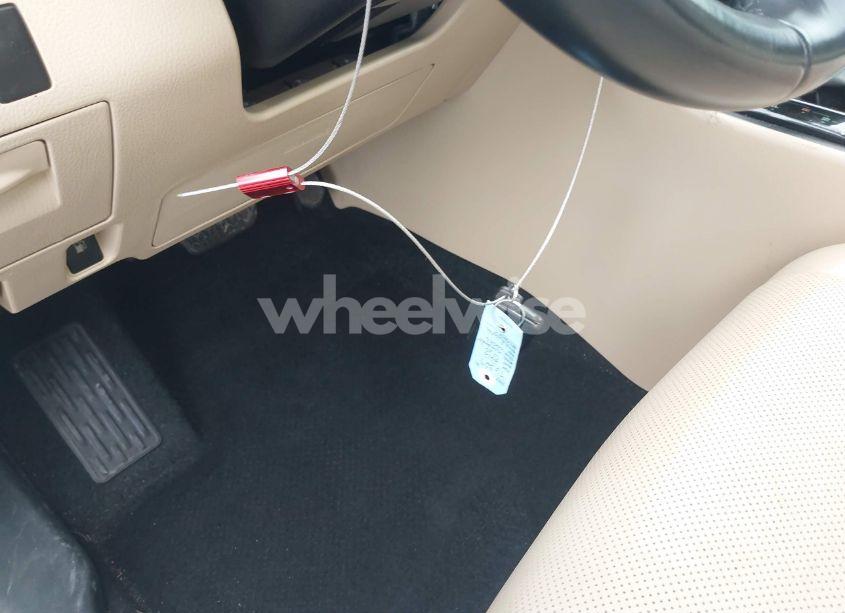 Photo 11 of 2016 Toyota Highlander LIMITED V6 (VIN 5TDYKRFH6GS129026)