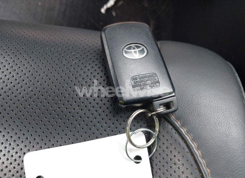 Photo 11 of 2015 Toyota Highlander LIMITED V6 (VIN 5TDYKRFH9FS063151)
