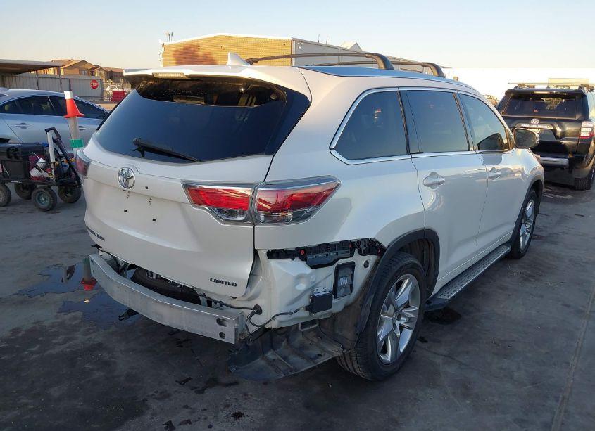 Photo 4 of 2015 Toyota Highlander LIMITED V6 (VIN 5TDYKRFH9FS088437)