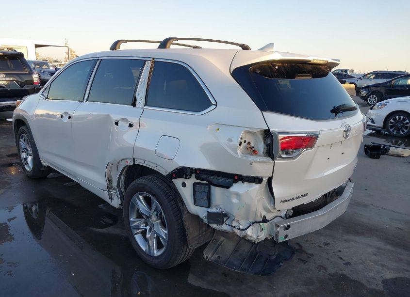Photo 6 of 2015 Toyota Highlander LIMITED V6 (VIN 5TDYKRFH9FS088437)