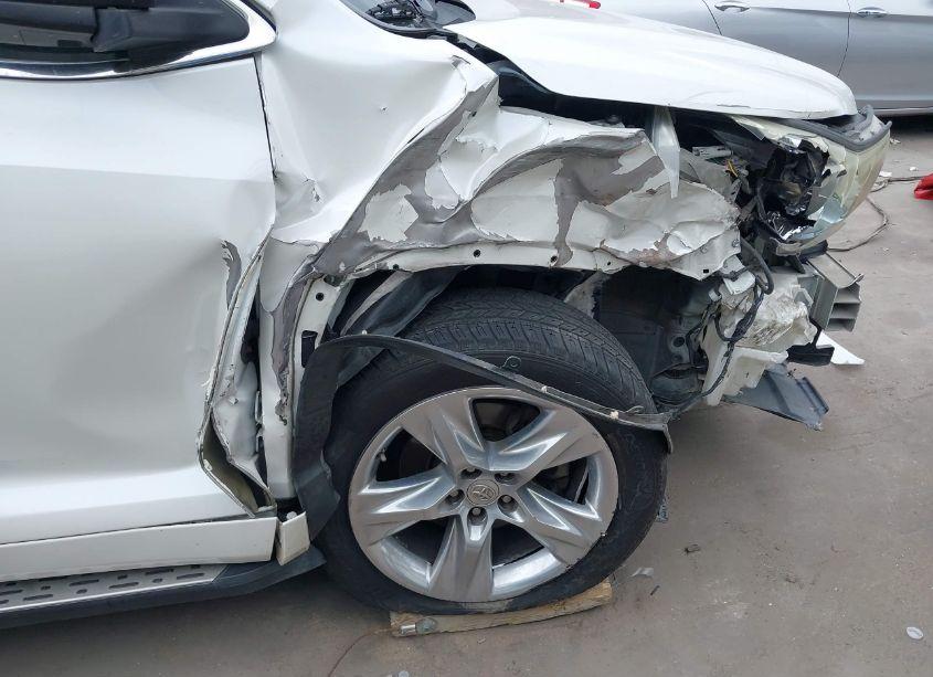Photo 6 of 2015 Toyota Highlander LIMITED V6 (VIN 5TDYKRFHXFS056452)