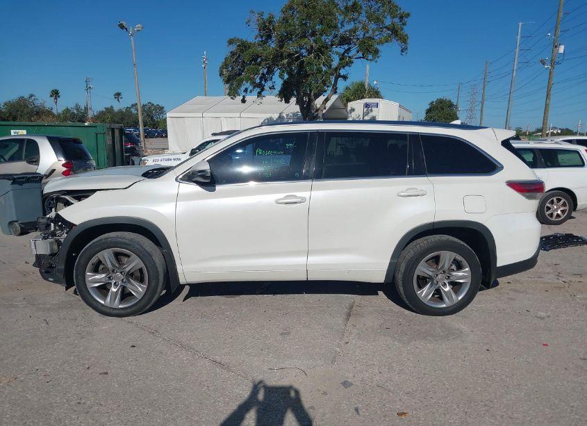 Photo 15 of 2015 Toyota Highlander LIMITED V6 (VIN 5TDYKRFHXFS091993)