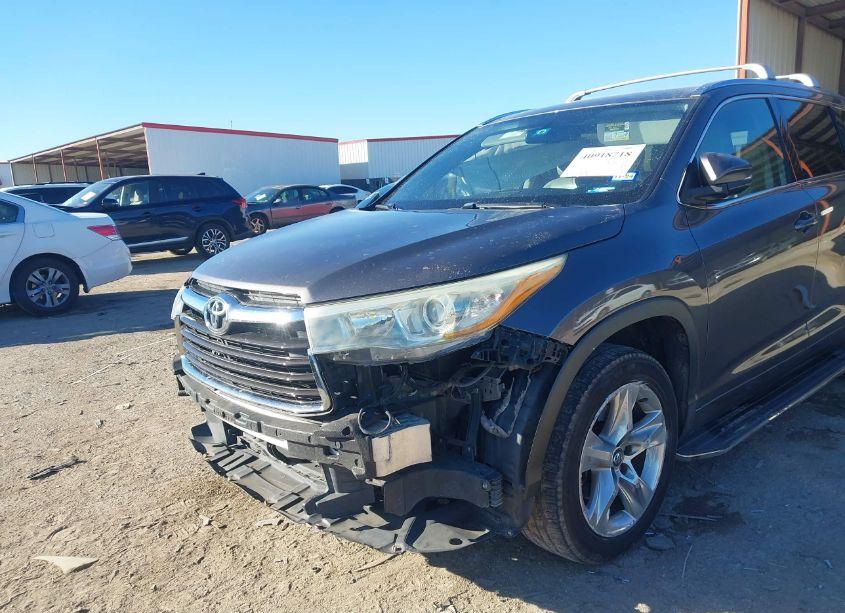 Photo 6 of 2016 Toyota Highlander LIMITED V6 (VIN 5TDYKRFHXGS187415)