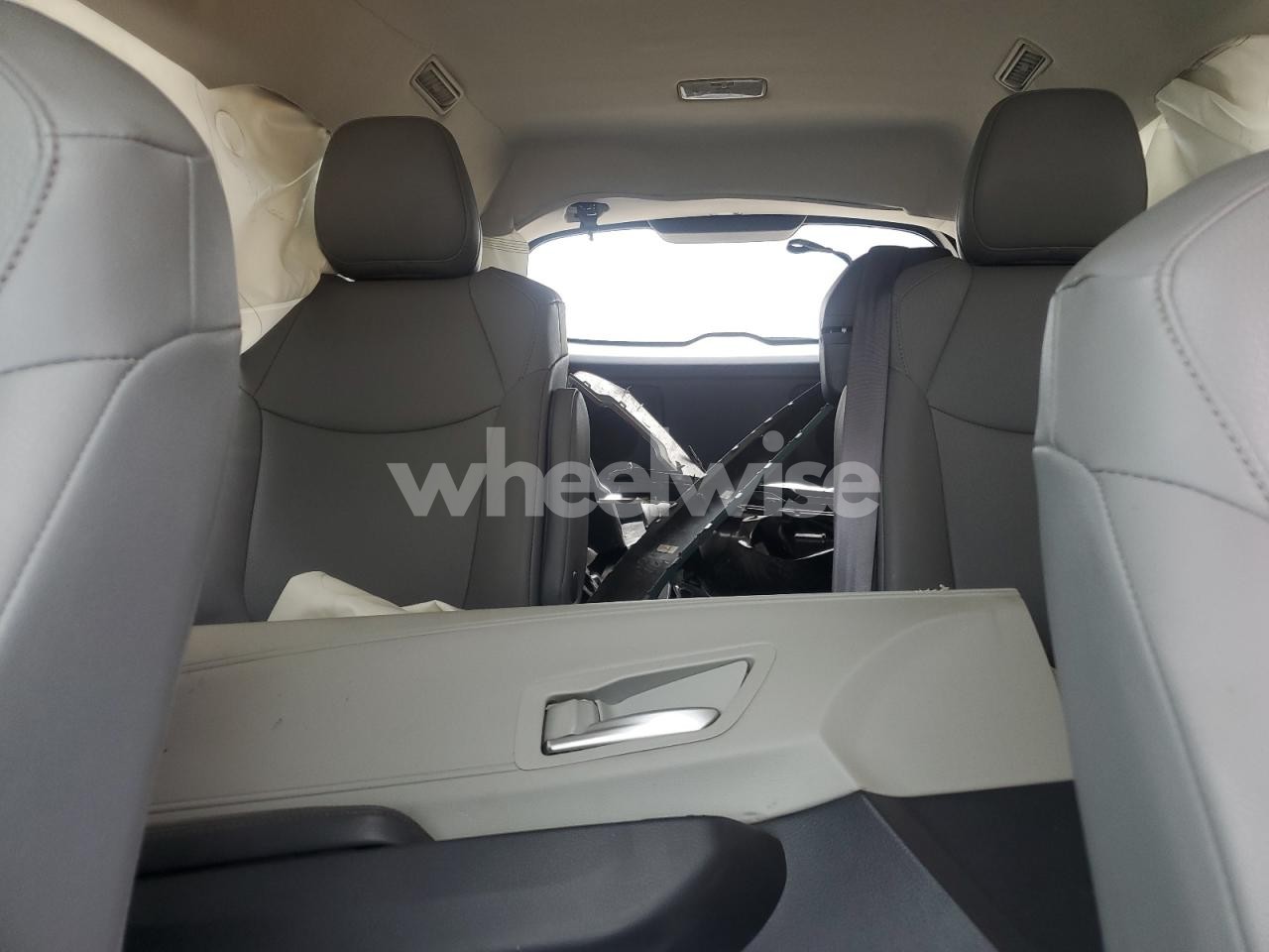Photo 10 of 2022 TOYOTA SIENNA XLE (VIN 5TDYRKEC0NS119484)