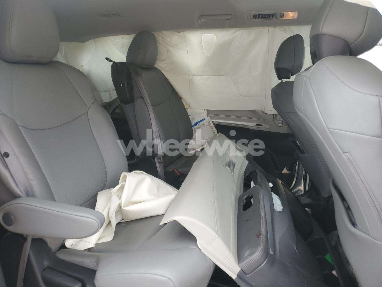 Photo 11 of 2022 TOYOTA SIENNA XLE (VIN 5TDYRKEC0NS119484)