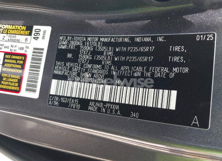 Photo 9 of 2025 Toyota Sienna XLE (VIN 5TDYRKEC0SS242648)