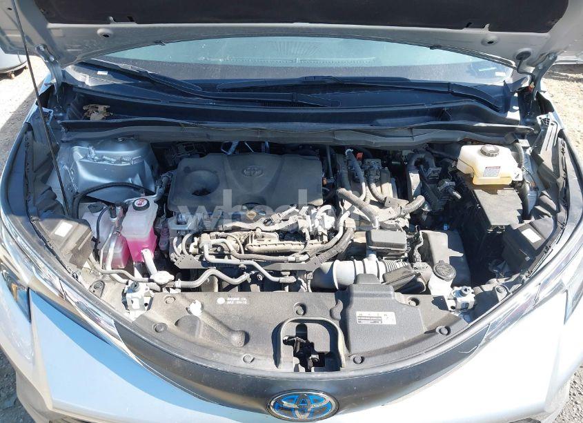 Photo 10 of 2022 Toyota Sienna XLE (VIN 5TDYRKEC1NS125049)