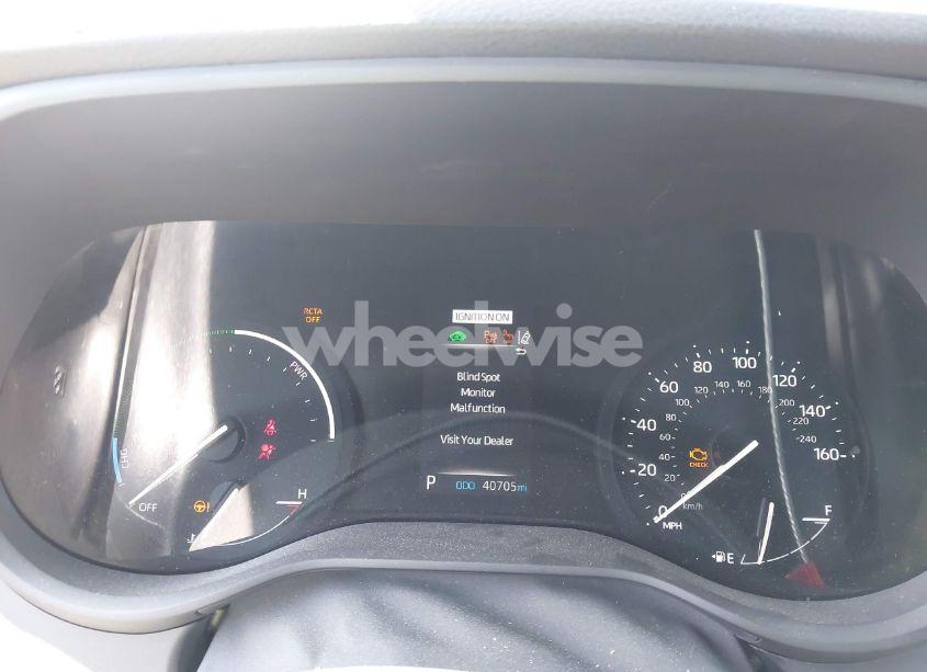Photo 7 of 2022 Toyota Sienna XLE (VIN 5TDYRKEC1NS125049)