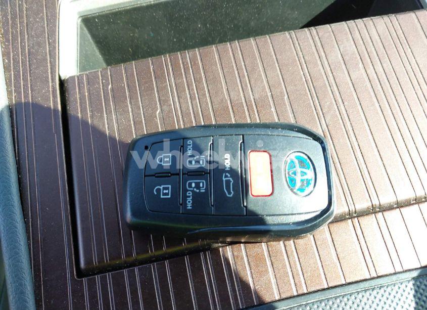 Photo 11 of 2024 Toyota Sienna XLE (VIN 5TDYRKEC1RS190859)