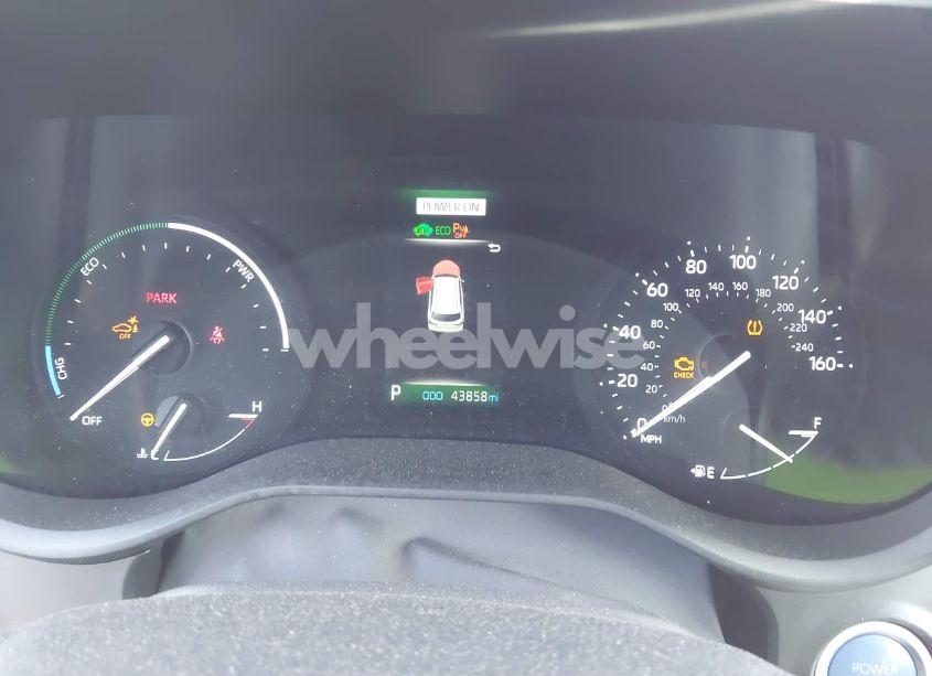 Photo 7 of 2024 Toyota Sienna XLE (VIN 5TDYRKEC1RS190859)