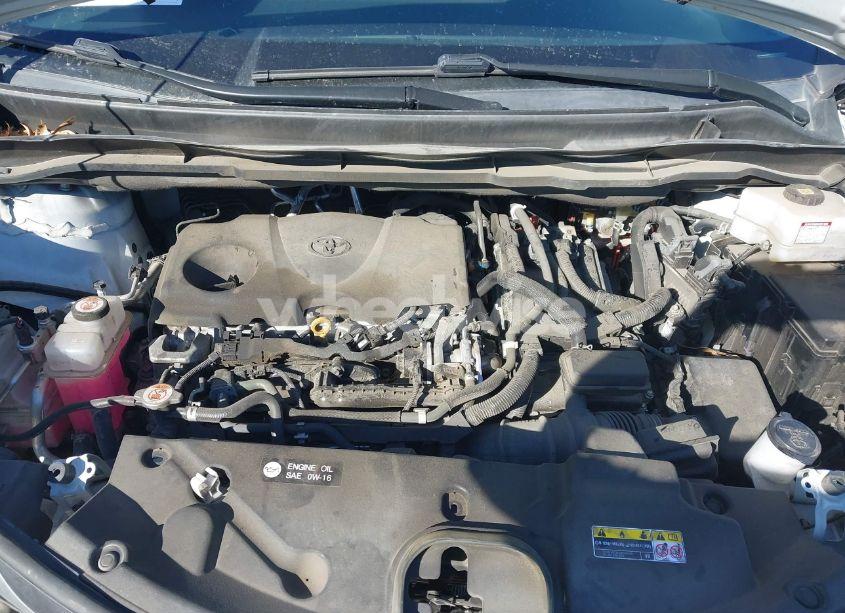 Photo 10 of 2021 Toyota Sienna XLE (VIN 5TDYRKEC2MS053924)