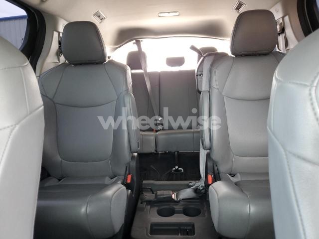 Photo 7 of 2022 TOYOTA SIENNA XLE (VIN 5TDYRKEC2NS085483)