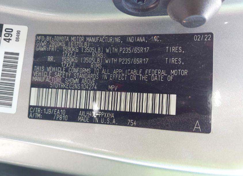 Photo 9 of 2022 Toyota Sienna XLE (VIN 5TDYRKEC2NS104274)