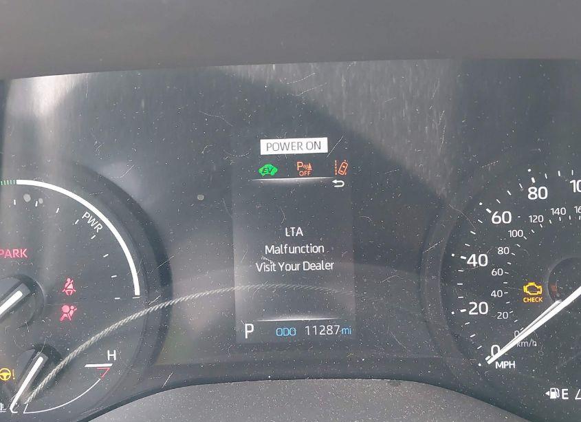 Photo 15 of 2024 Toyota Sienna XLE (VIN 5TDYRKEC2RS213274)