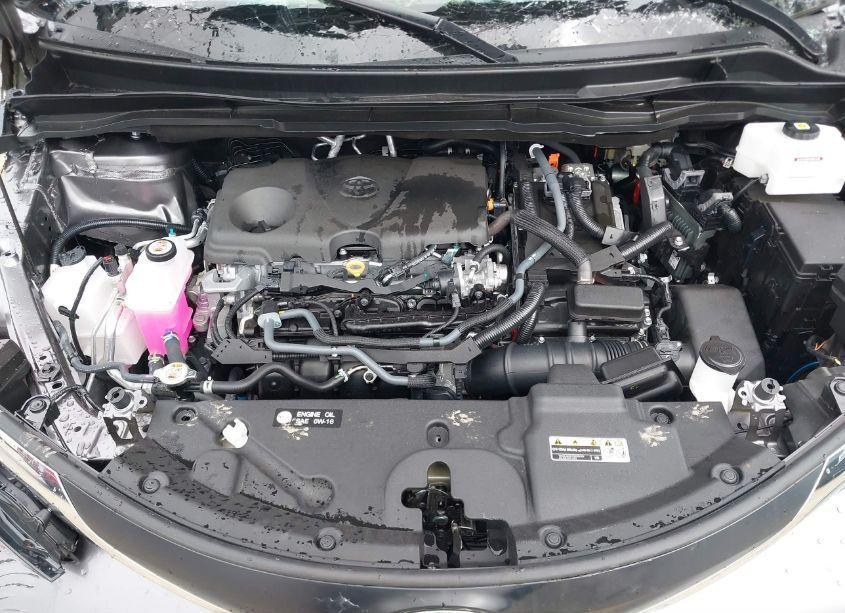 Photo 10 of 2024 Toyota Sienna XLE (VIN 5TDYRKEC2RS220855)