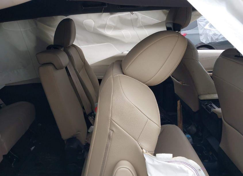 Photo 8 of 2024 Toyota Sienna XLE (VIN 5TDYRKEC2RS220855)