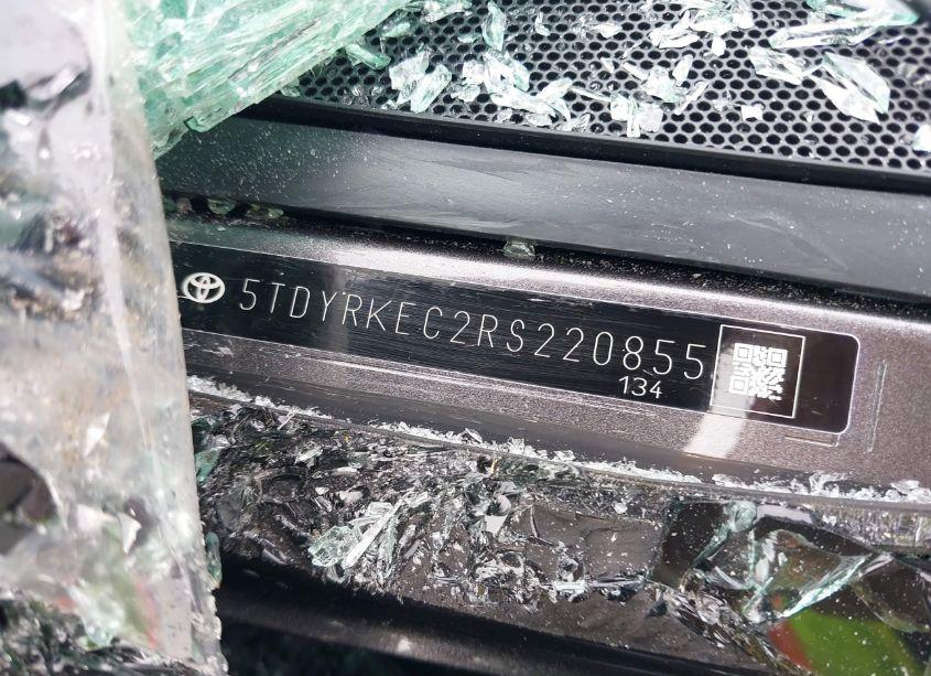 Photo 9 of 2024 Toyota Sienna XLE (VIN 5TDYRKEC2RS220855)