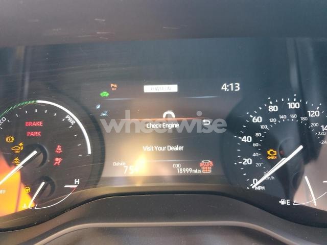 Photo 5 of 2025 TOYOTA SIENNA XLE (VIN 5TDYRKEC2SS237466)
