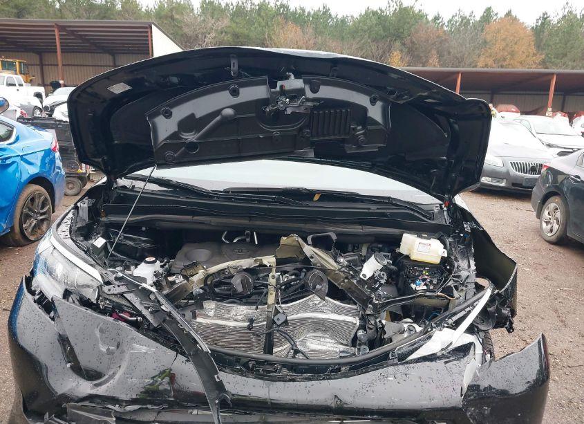 Photo 10 of 2024 Toyota Sienna XLE (VIN 5TDYRKEC3RS205829)