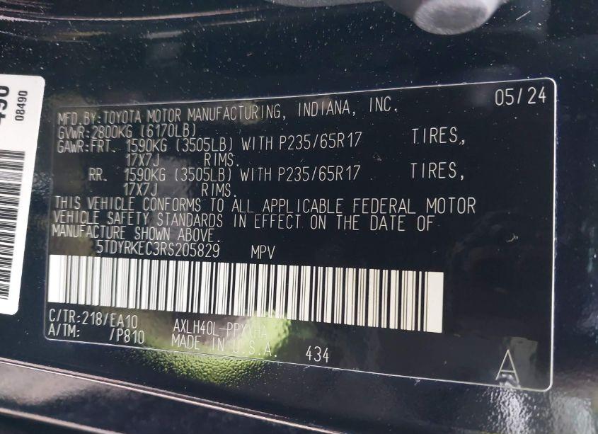 Photo 9 of 2024 Toyota Sienna XLE (VIN 5TDYRKEC3RS205829)