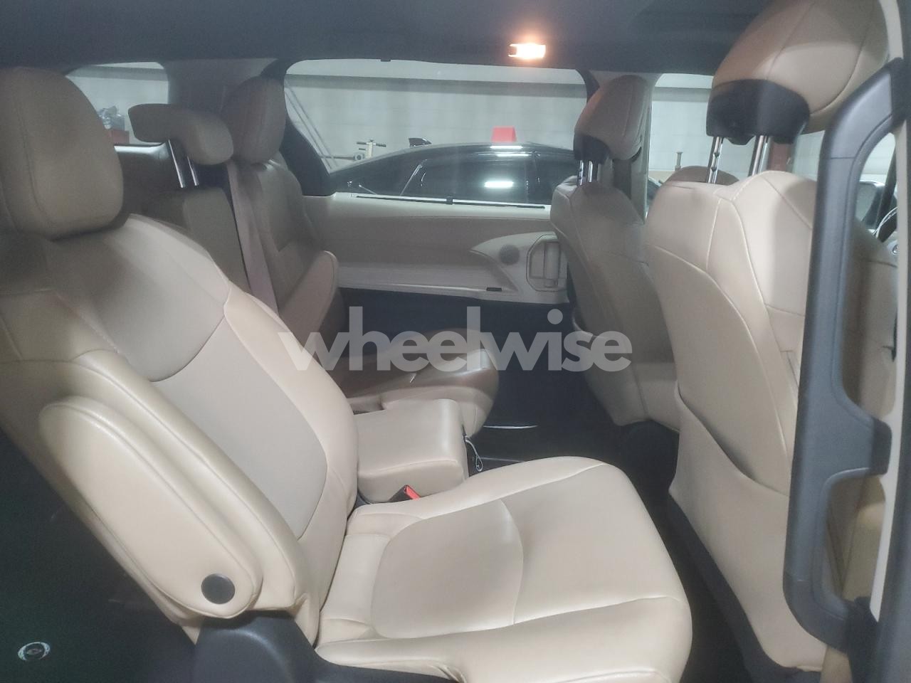 Photo 11 of 2021 TOYOTA SIENNA XLE (VIN 5TDYRKEC5MS007035)