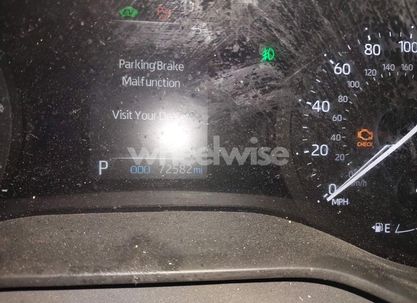 Photo 15 of 2021 Toyota Sienna XLE (VIN 5TDYRKEC6MS048404)