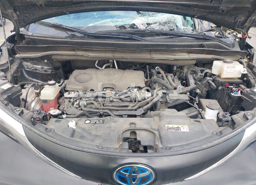 Photo 10 of 2022 Toyota Sienna XLE (VIN 5TDYRKEC8NS123217)