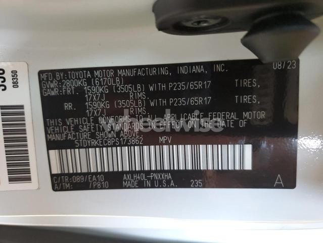Photo 9 of 2023 TOYOTA SIENNA XLE (VIN 5TDYRKEC8PS173862)