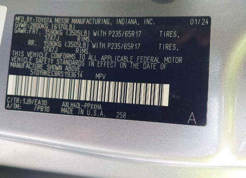 Photo 9 of 2024 Toyota Sienna XLE (VIN 5TDYRKEC8RS193614)