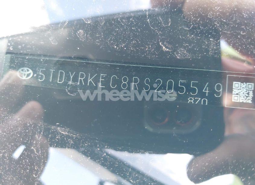 Photo 9 of 2024 Toyota Sienna XLE (VIN 5TDYRKEC8RS205549)