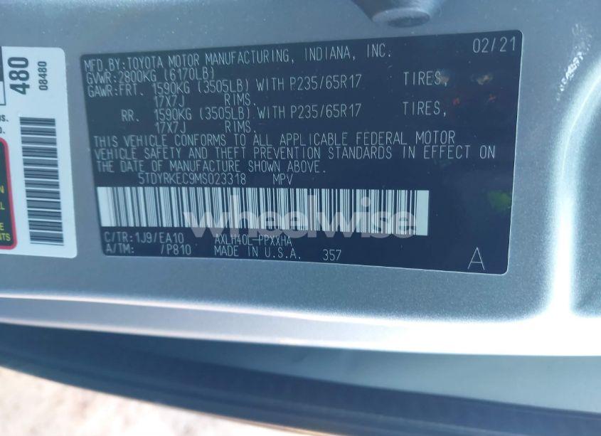 Photo 9 of 2021 Toyota Sienna XLE (VIN 5TDYRKEC9MS023318)