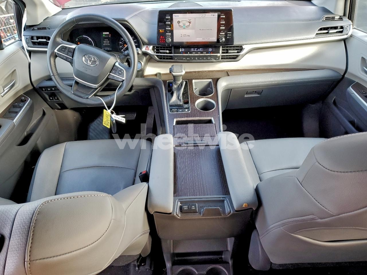Photo 8 of 2021 TOYOTA SIENNA XLE (VIN 5TDYRKEC9MS065830)