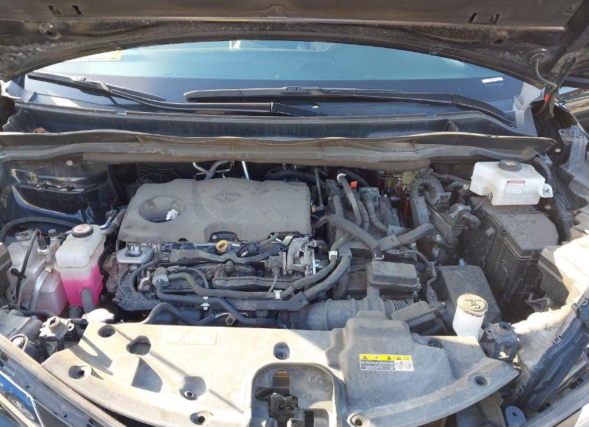 Photo 10 of 2021 Toyota Sienna XLE (VIN 5TDYRKECXMS068719)