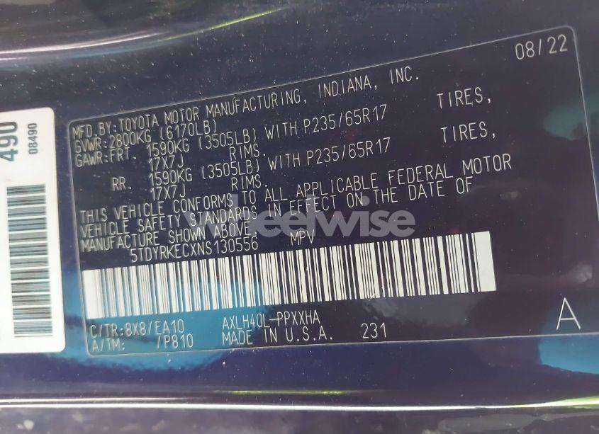 Photo 9 of 2022 Toyota Sienna XLE (VIN 5TDYRKECXNS130556)