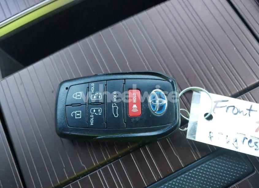 Photo 11 of 2023 Toyota Sienna XLE (VIN 5TDYRKECXPS179002)