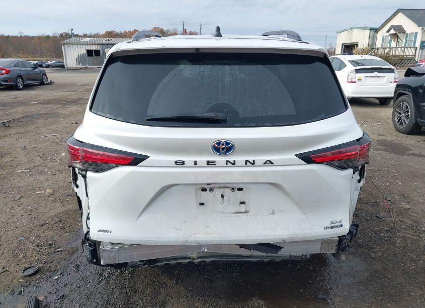 Photo 17 of 2022 Toyota Sienna XLE (VIN 5TDYSKFC0NS049181)