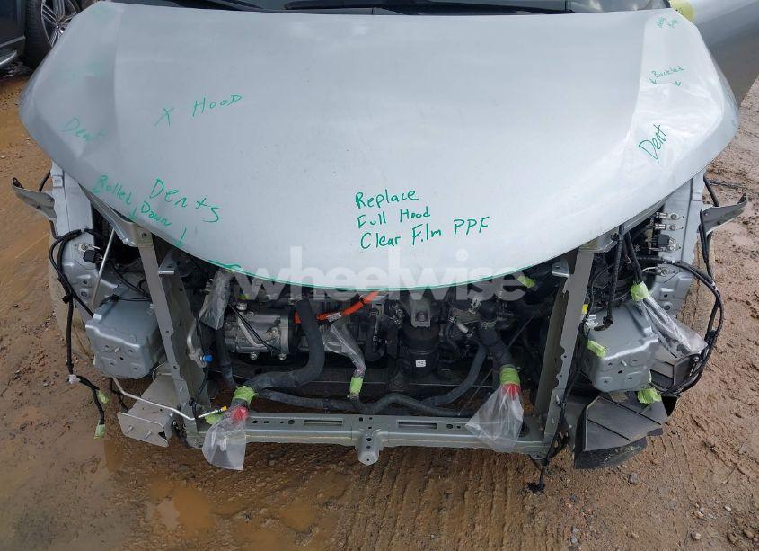 Photo 6 of 2022 Toyota Sienna XLE (VIN 5TDYSKFC0NS049827)