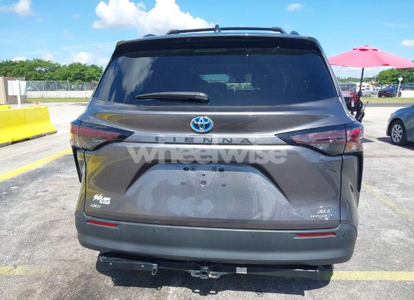 Photo 16 of 2023 Toyota Sienna XLE (VIN 5TDYSKFC4PS076631)
